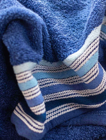 Froté ručník 50 × 100 cm - Dario tmavě modrý