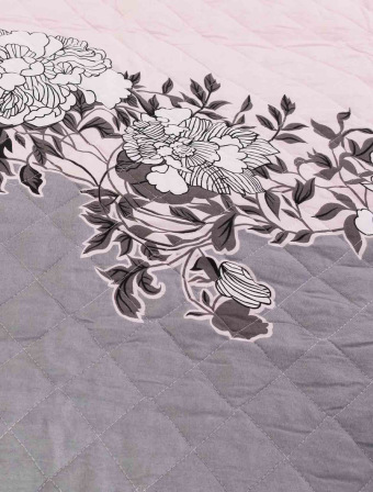 Prehoz na posteľ – Yvona sivé/ružové 220 × 240 cm